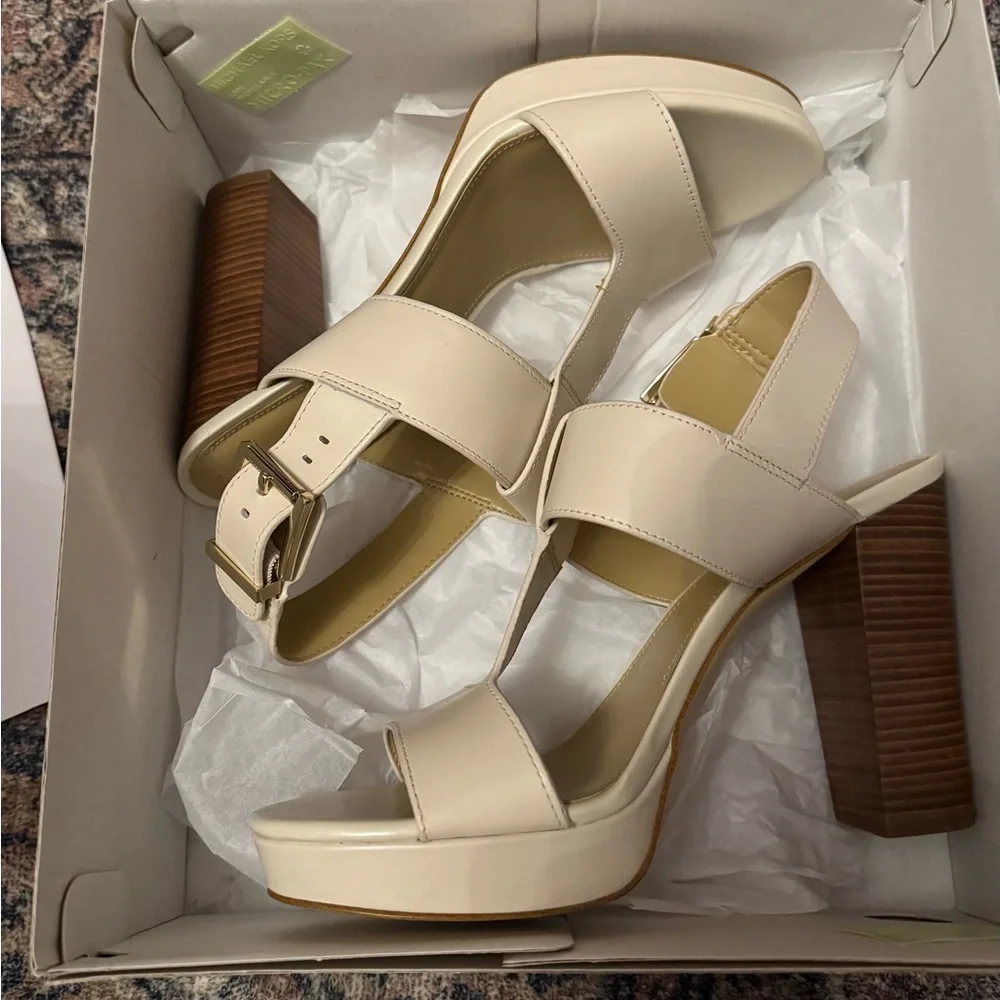 MICHAEL Michael Kor’s Becket Block Heel Platform Sandal - Picture 6 of 12